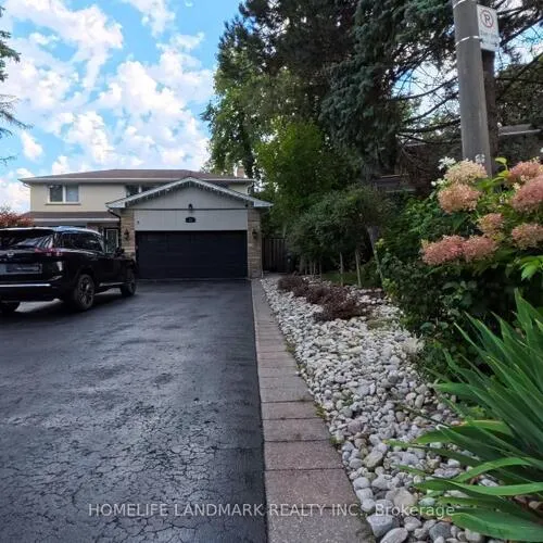 Premium freehold home for sale: 21, Bearwood, Edenbridge-Humber Valley, Toronto