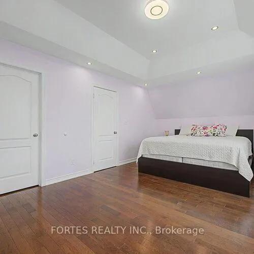 Premium freehold home for sale: 1160, Islington, Islington-City Centre West, Toronto