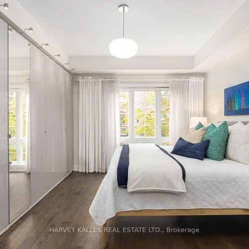 Premium freehold home for sale: 1, Elsie, Dovercourt-Wallace Emerson-Junction, Toronto