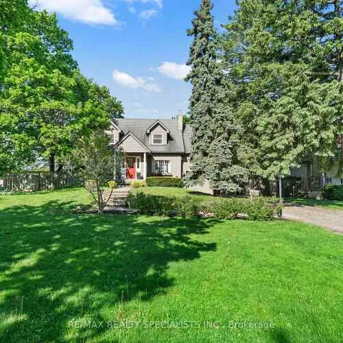 Premium freehold home for sale: 78, Meadowbank, Islington-City Centre West, Toronto