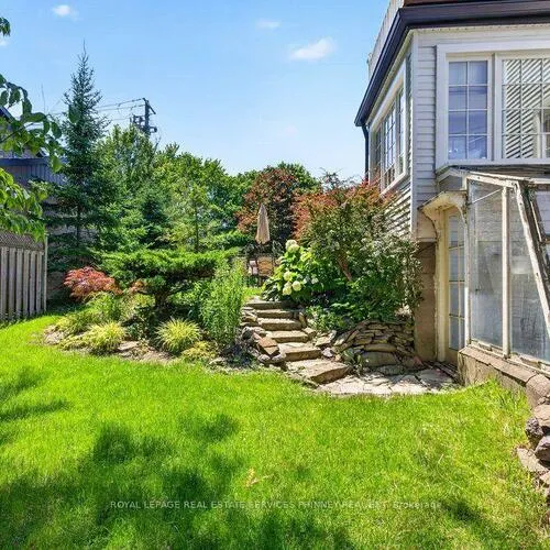 Premium freehold home for sale: 3947, Bloor, Islington-City Centre West, Toronto
