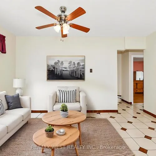 Premium freehold home for sale: 428, Maple Leaf, Maple Leaf, Toronto