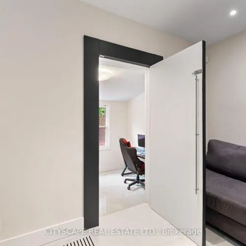 Premium freehold home for sale: 50, South Kingsway, High Park-Swansea, Toronto