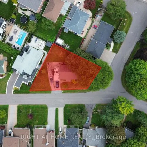 Premium freehold home for sale: 9, Appledale, Princess-Rosethorn, Toronto