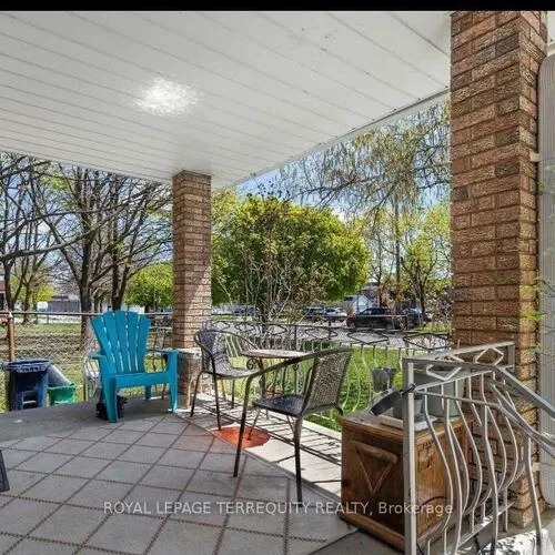Premium freehold home for sale: 1052, Glengrove, Yorkdale-Glen Park, Toronto