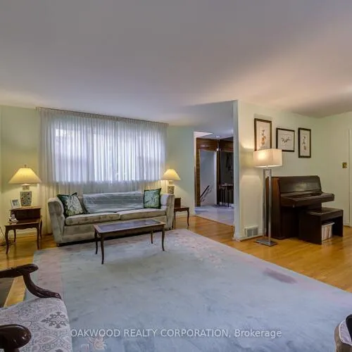 Premium freehold home for sale: 41, Greenbrook, Beechborough-Greenbrook, Toronto