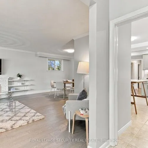 Premium freehold home for sale: 6, Tewsely, Willowridge-Martingrove-Richview, Toronto