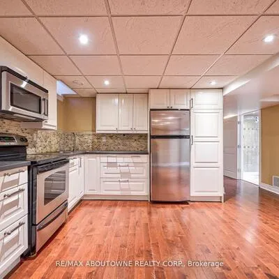104,&nbsp;Cabinet, West Woodbridge, Vaughan