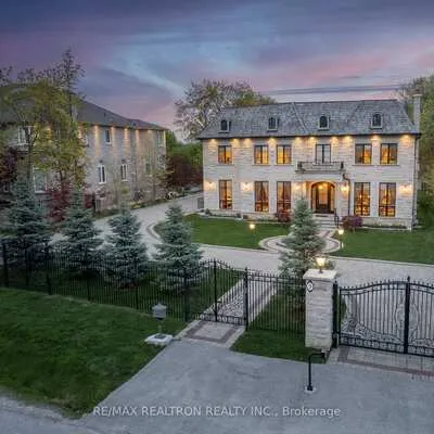 9,&nbsp;Thornbank, Uplands, Vaughan