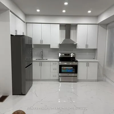 387,&nbsp;Tennant, Vellore Village, Vaughan