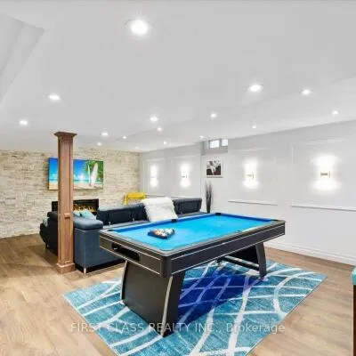 19, Ferdinand, Vellore Village, Vaughan