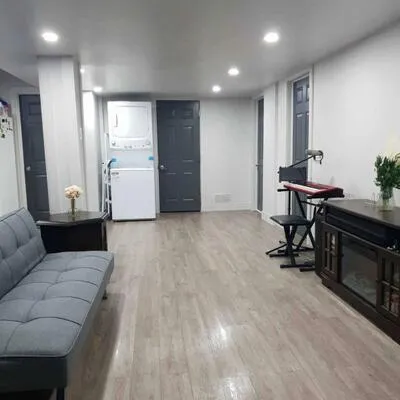 44, Andy, Elder Mills, Vaughan