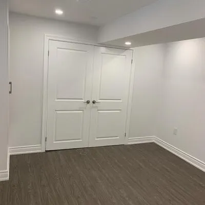 6,&nbsp;Faust, Kleinburg, Vaughan