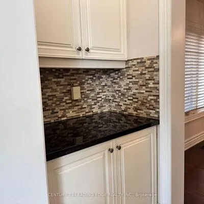 83,&nbsp;Golden Forest, Patterson, Vaughan