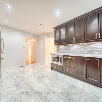 68,&nbsp;Colleen, Crestwood-Springfarm-Yorkhill, Vaughan