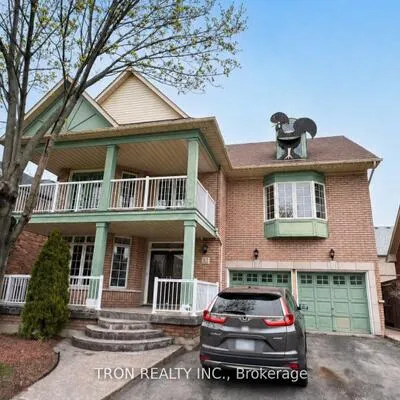 32,&nbsp;Arundel, Vellore Village, Vaughan