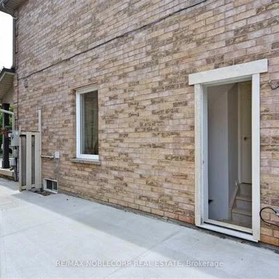 16-103,&nbsp;Foxchase, East Woodbridge, Vaughan