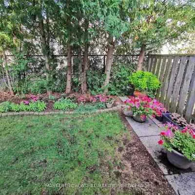 209,&nbsp;Winding, Crestwood-Springfarm-Yorkhill, Vaughan