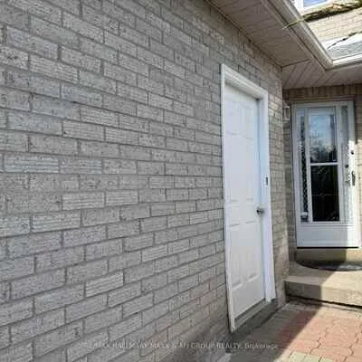 162,&nbsp;Joseph Aaron, Brownridge, Vaughan