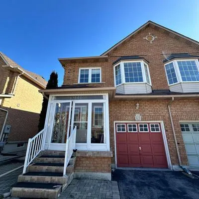 141,&nbsp;Foxchase, East Woodbridge, Vaughan