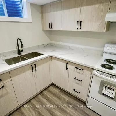62,&nbsp;Royal Garden, East Woodbridge, Vaughan