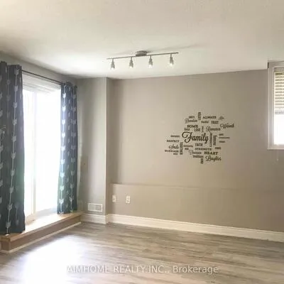 10,&nbsp;Portsmouth, Vellore Village, Vaughan