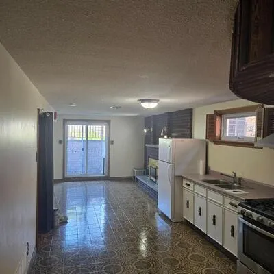 60,&nbsp;Albany, West Woodbridge, Vaughan