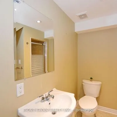 45,&nbsp;Coranto, Vellore Village, Vaughan