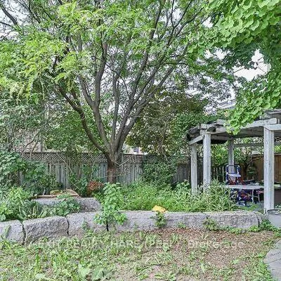 7698,&nbsp;Kipling, Vaughan Grove, Vaughan