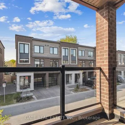 27,&nbsp;Moneypenny, Beverley Glen, Vaughan