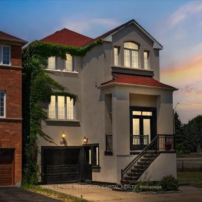 200,&nbsp;Yellowood, Maple, Vaughan