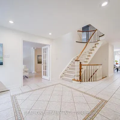 27,&nbsp;Binscarth, Uplands, Vaughan