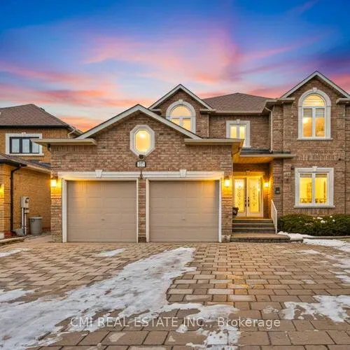 Premium freehold home for sale: 717, Vaughan Mills, Islington Woods, Vaughan