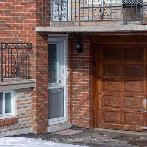 Premium freehold home for sale: 90, Andrew, West Woodbridge, Vaughan