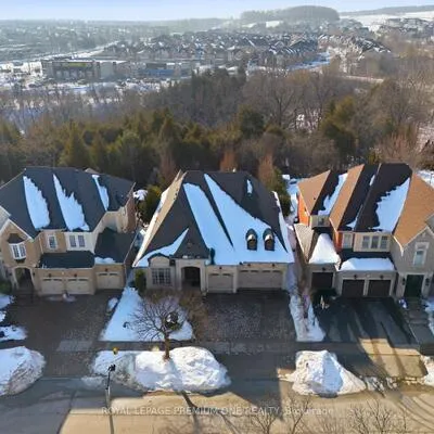 155,&nbsp;Cook's Mill, Patterson, Vaughan