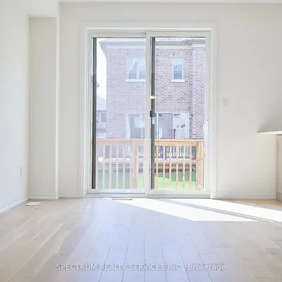 87,&nbsp;Adario, Vellore Village, Vaughan