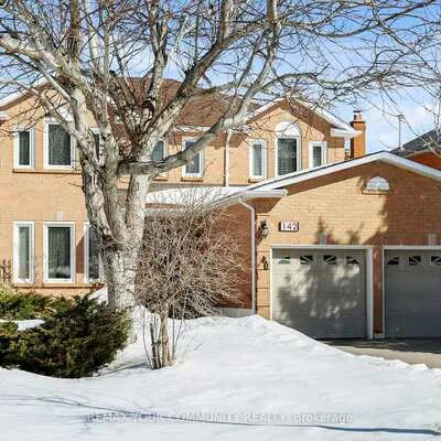 142,&nbsp;Waterside, Maple, Vaughan
