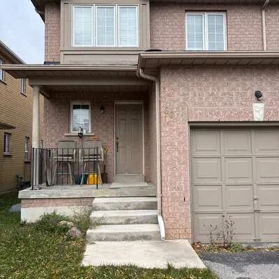 60,&nbsp;Railway, Maple, Vaughan