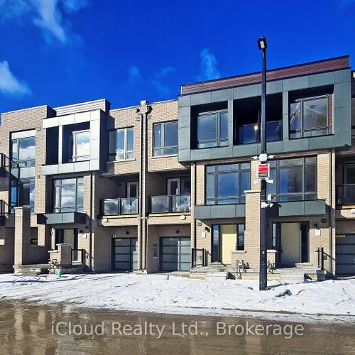 Premium freehold home for sale: 38, Dandara, Steeles West Industrial, Vaughan