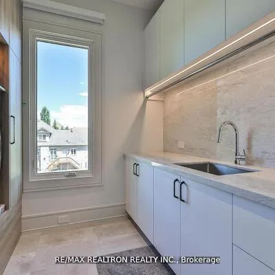 41,&nbsp;Thornbank, Uplands, Vaughan