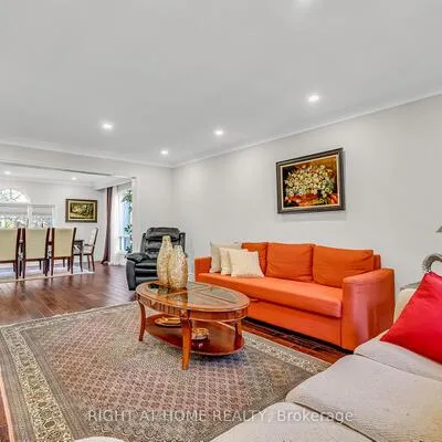 373,&nbsp;firglen, Islington Woods, Vaughan