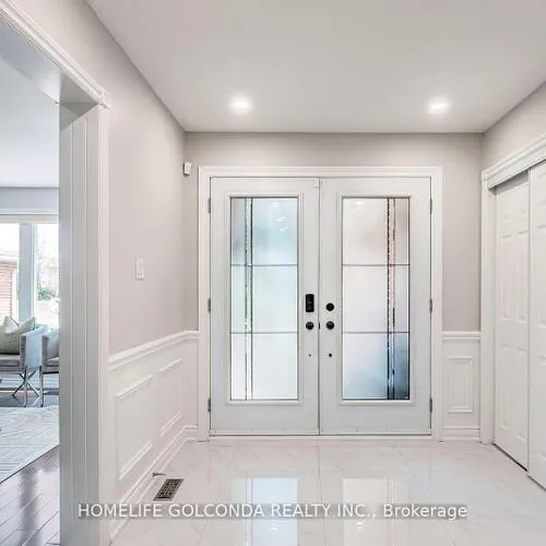 Premium freehold home for sale: 310, Airdrie, East Woodbridge, Vaughan