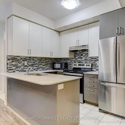 181,&nbsp;Parktree, Maple, Vaughan