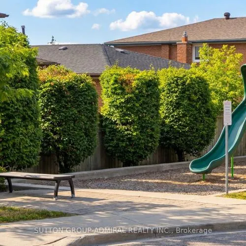 Premium freehold home for sale: 60, Juneau, East Woodbridge, Vaughan