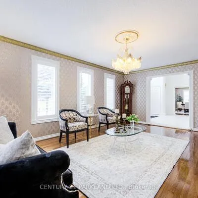 1,&nbsp;Radley, East Woodbridge, Vaughan