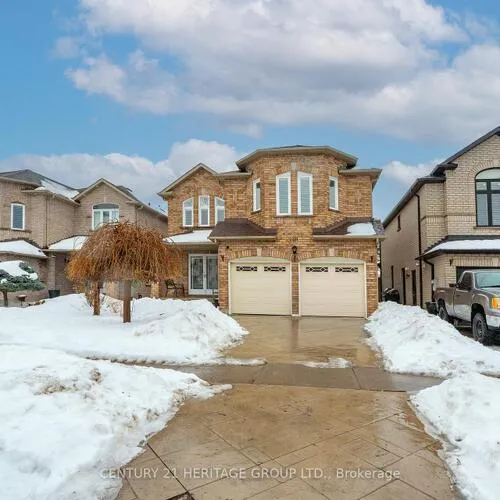 Premium freehold home for sale: 2211, Old Rutherford, Maple, Vaughan