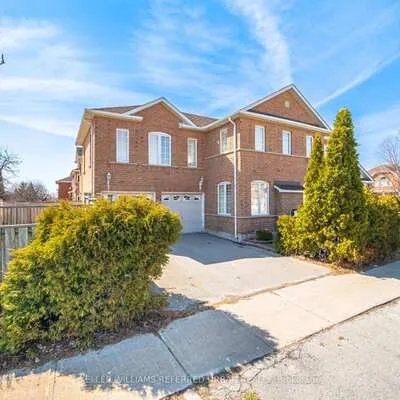 239,&nbsp;Drummond, Maple, Vaughan