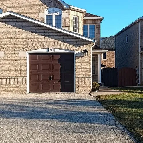 Premium freehold home for sale: 30, Condotti, West Woodbridge, Vaughan