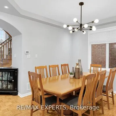 11,&nbsp;Crew, Maple, Vaughan