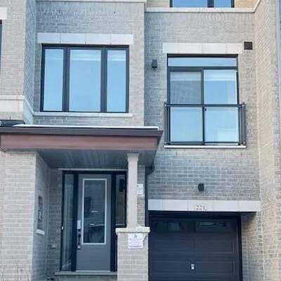 221,&nbsp;Tennant, Vellore Village, Vaughan